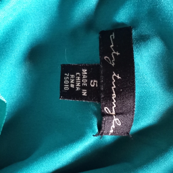 City Triangles Dress - Picture 8 of 11